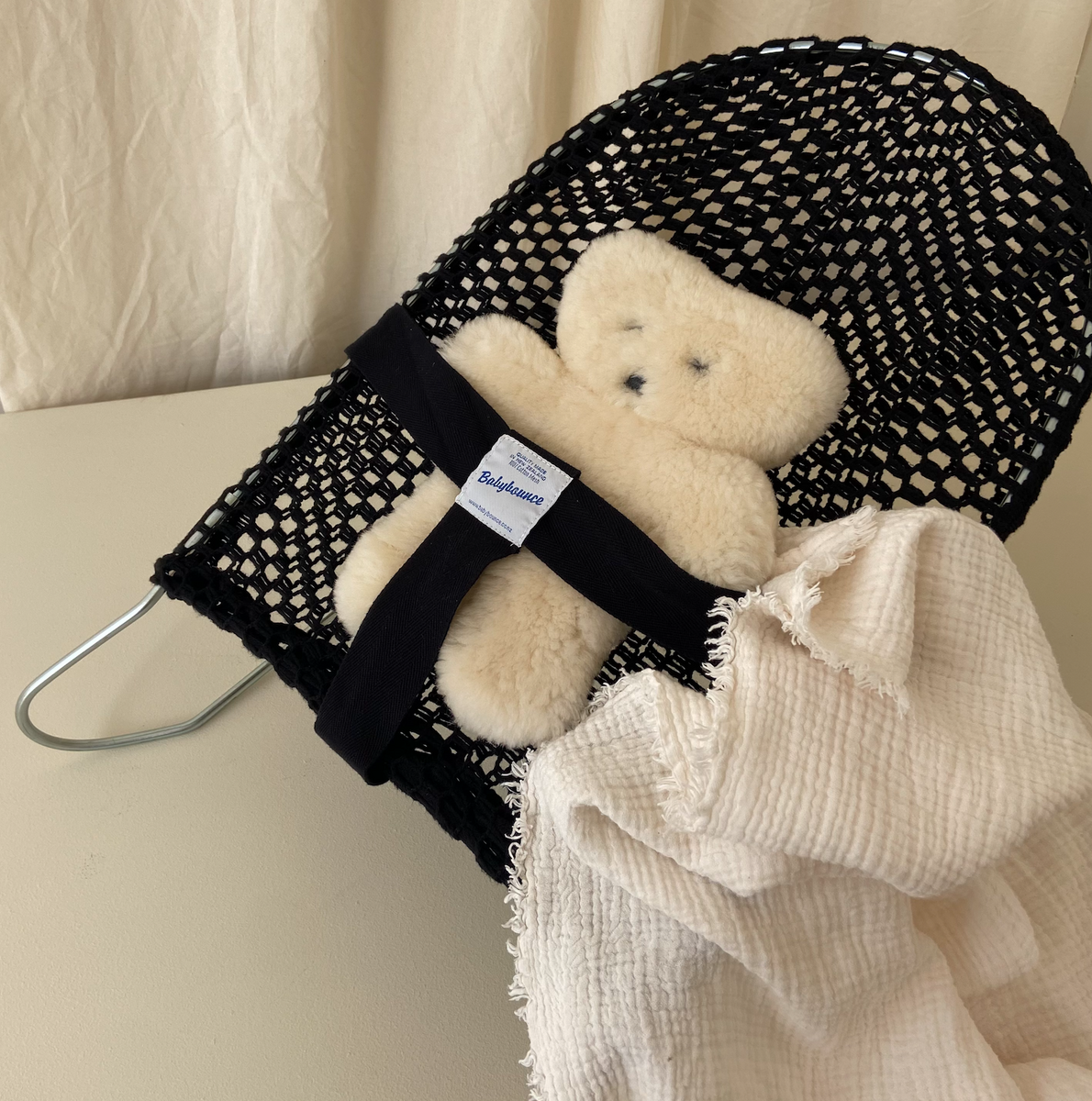 Crochet baby bouncer hotsell