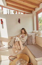 Load image into Gallery viewer, TWO TONE MERINO BINIBLANKET