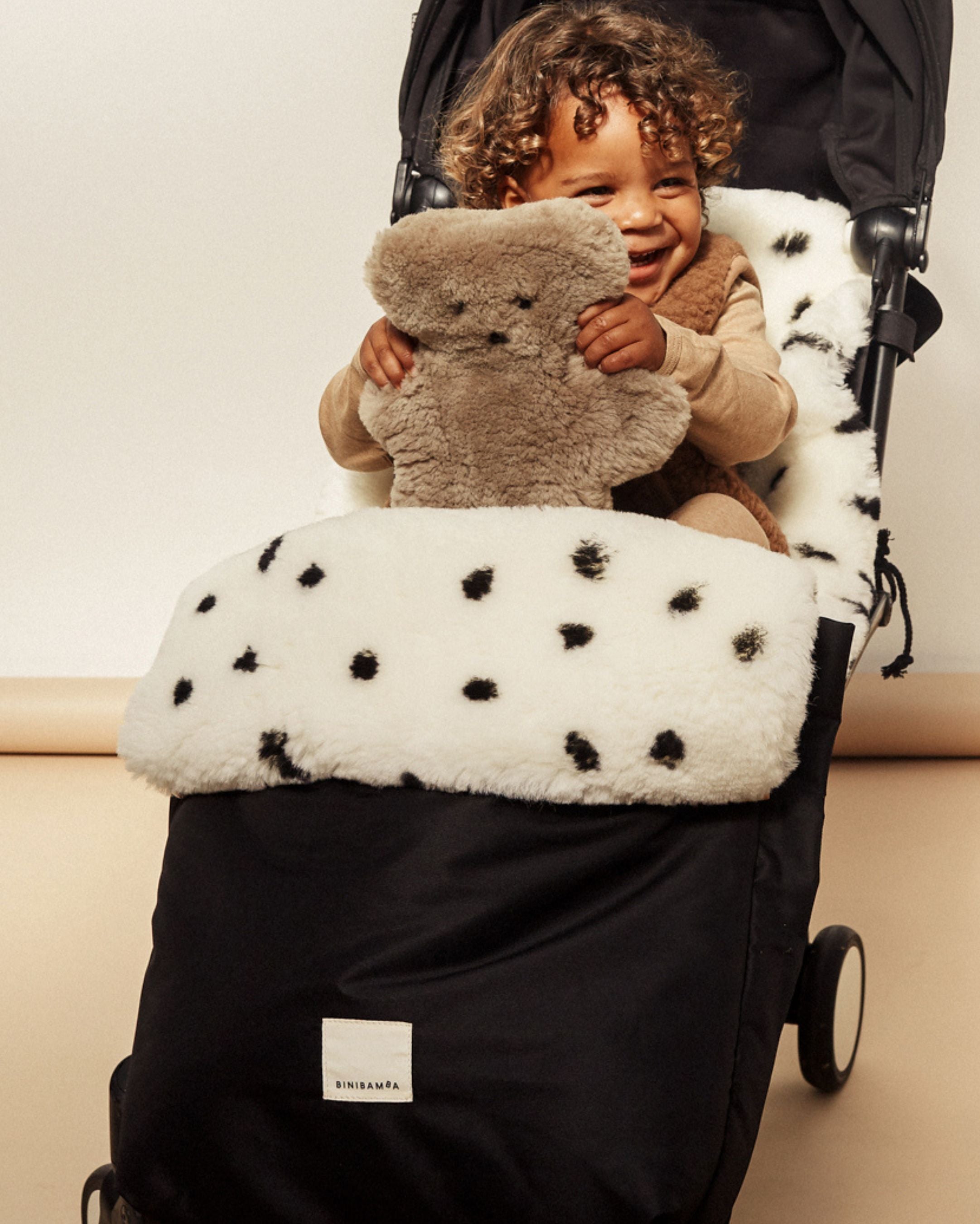 BINIBAMBA Milk Merino Sheepskin Puffmuff - Main Image