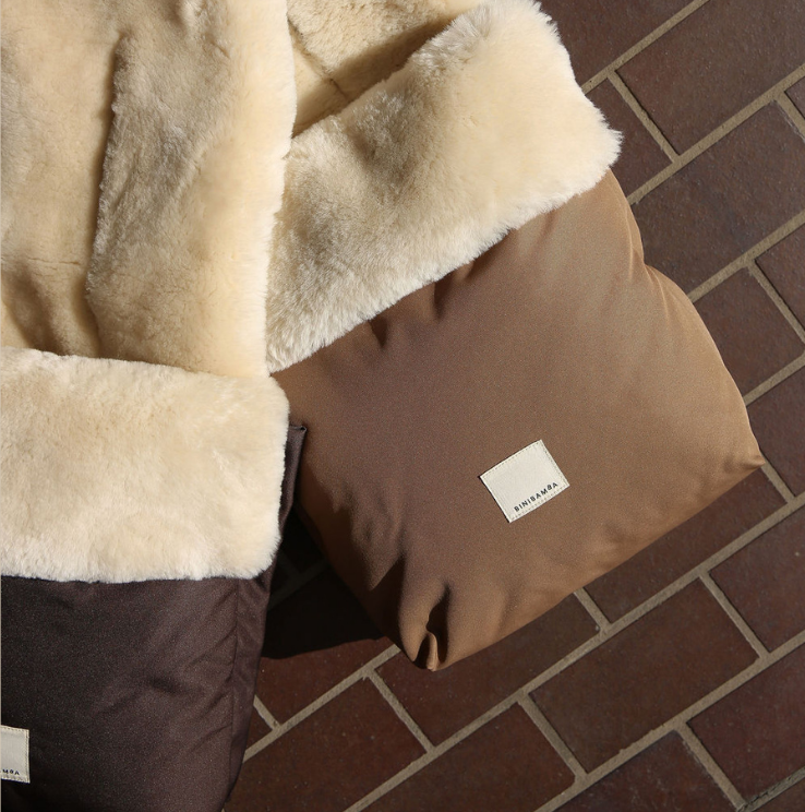 BINIBAMBA Milk Merino Sheepskin Puffmuff