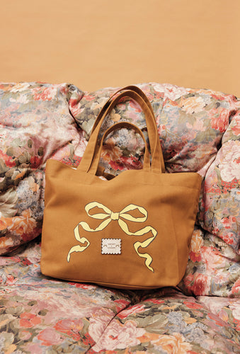 SHRIMPS X BINI BOW TOTE